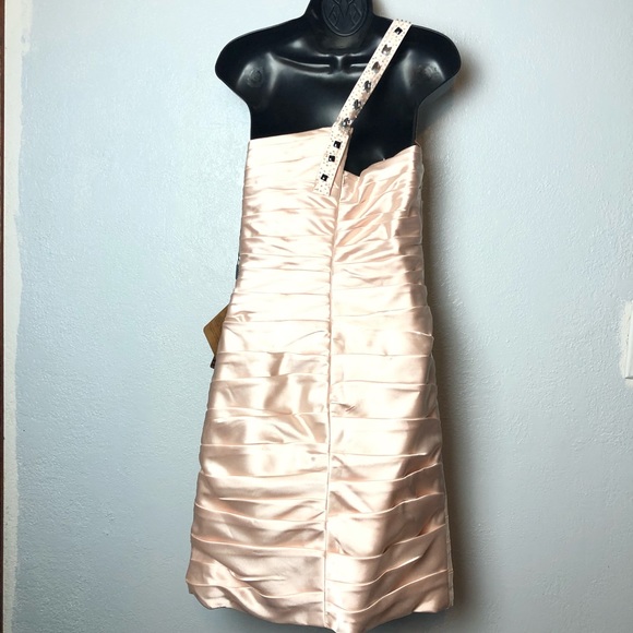 JJ’S HOUSE Pearl Pink Ruched layers bling strap 4 - Picture 7 of 16